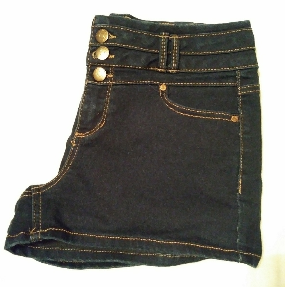 BLUE SPICE jean shorts, size 5/6